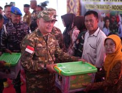 Semarak HUT ke-80 TNI, Pangdam XXI/Radin Inten dan Wali Kota Metro Gelar Bakti Sosial untuk Masyarakat